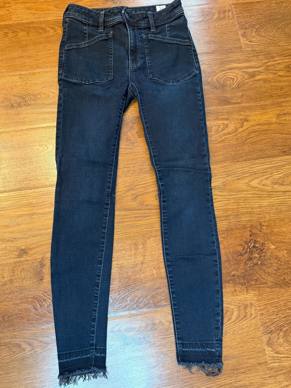 Free People We The Free Skinny Jeans Size 26 Black Raw Hem High Rise Stretch
